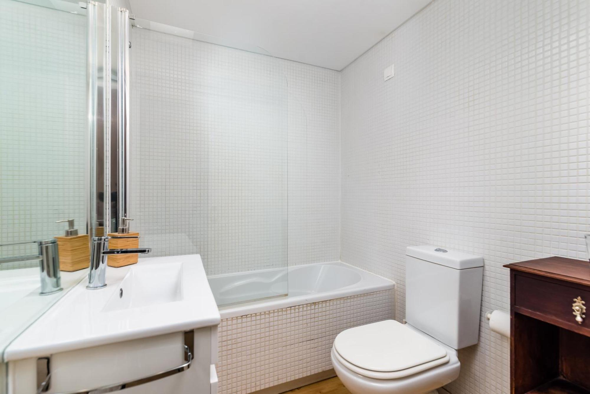 Go Native Lisbon - Principe Real Apartamento Exterior foto